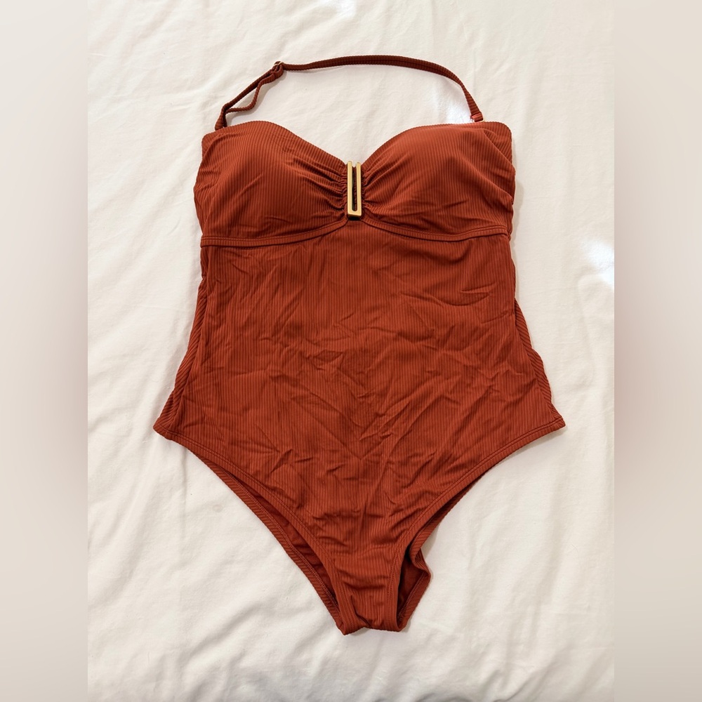 Sofia by Sofia Vergara Women’s One Piece Halter Swimsuit